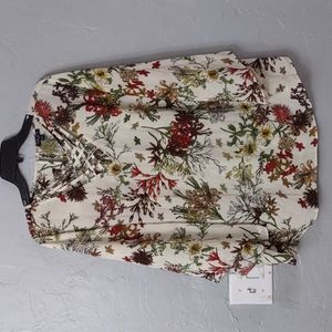 Sami & Jo blouse for women size 2X  excellent condition 22 inch wide